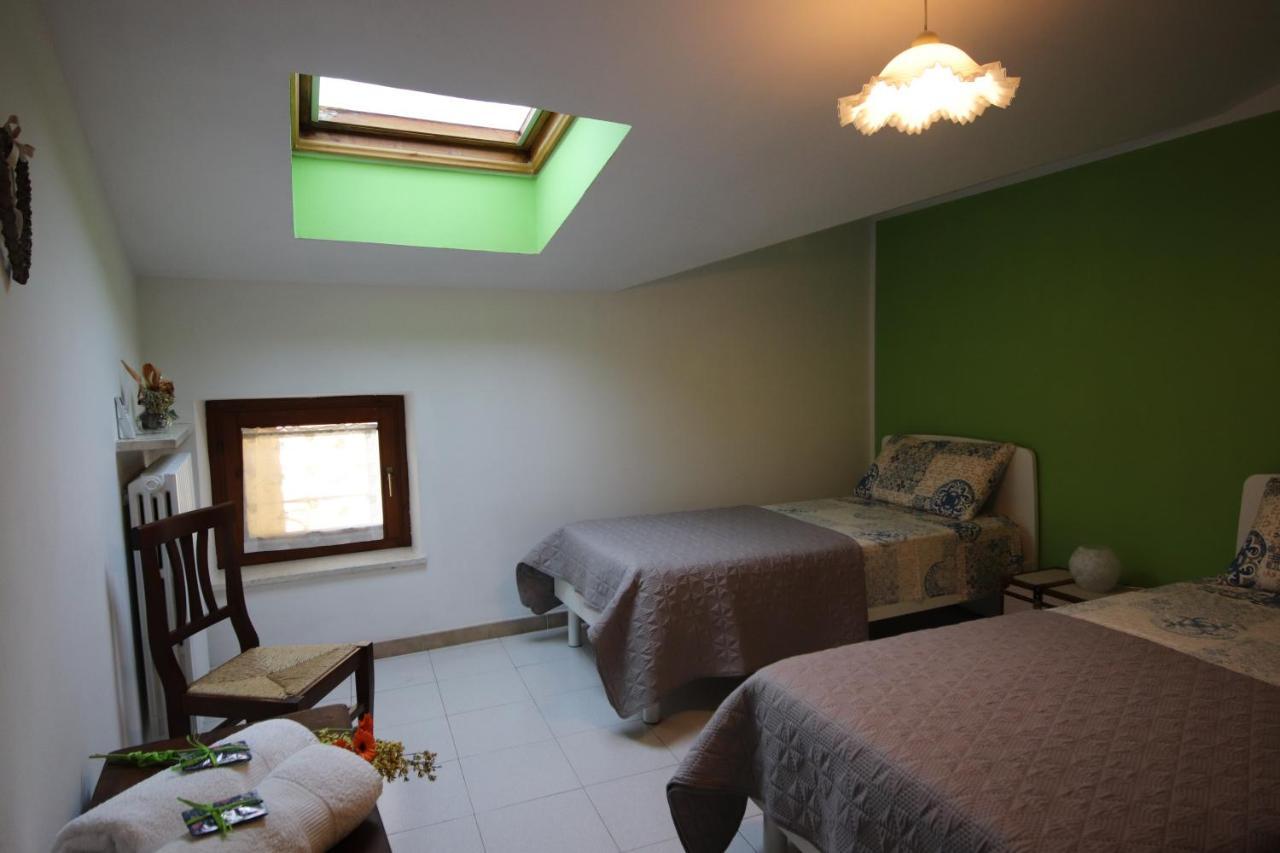 קאפרינו ורונזה Casa Vacanze Al Borgo מראה חיצוני תמונה
