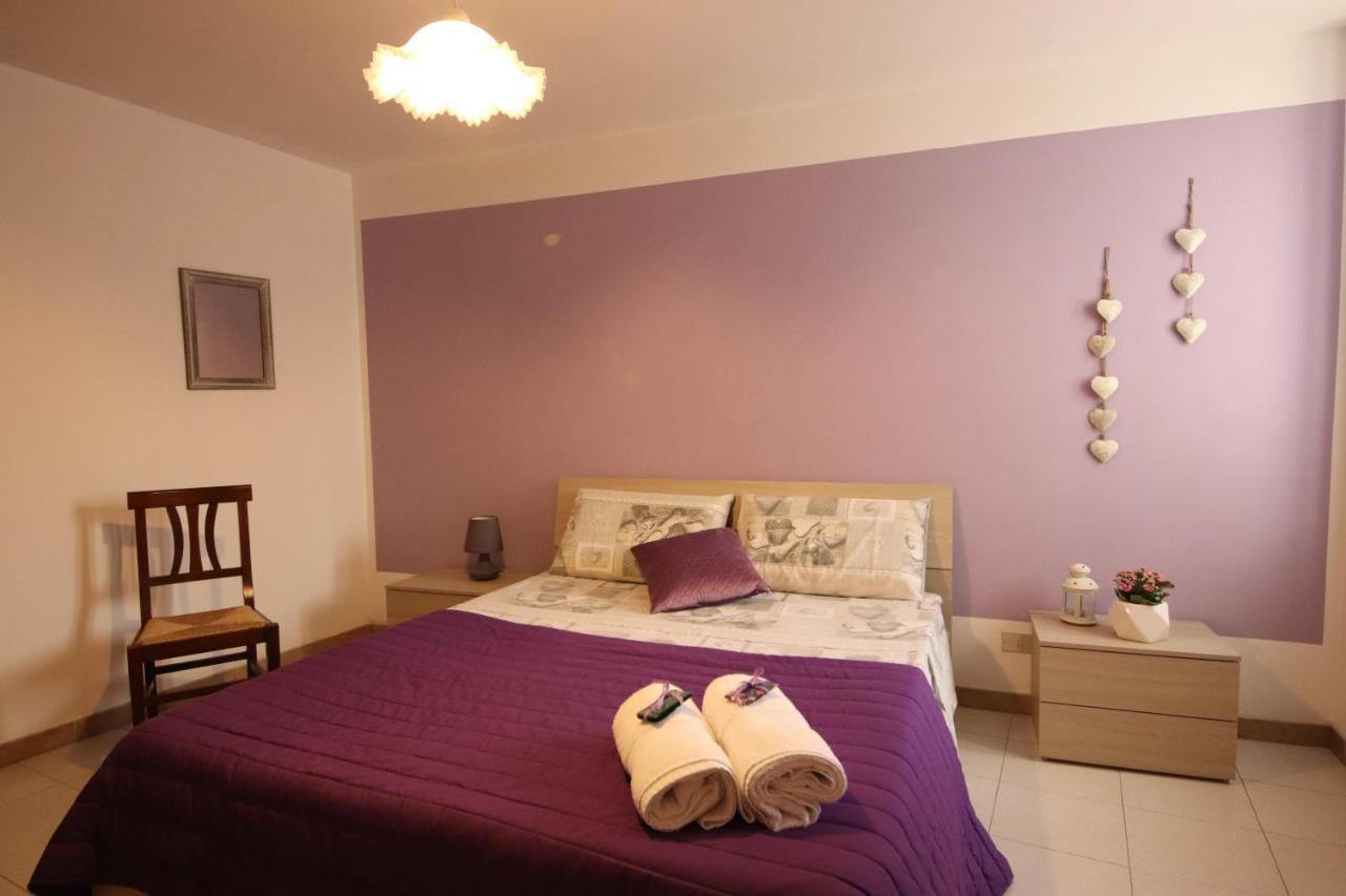 קאפרינו ורונזה Casa Vacanze Al Borgo מראה חיצוני תמונה