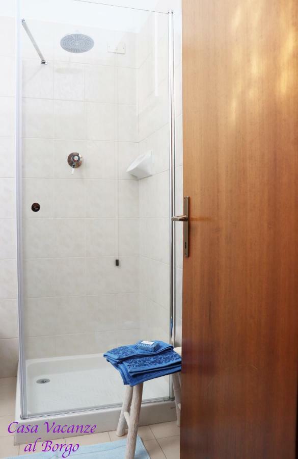 קאפרינו ורונזה Casa Vacanze Al Borgo מראה חיצוני תמונה